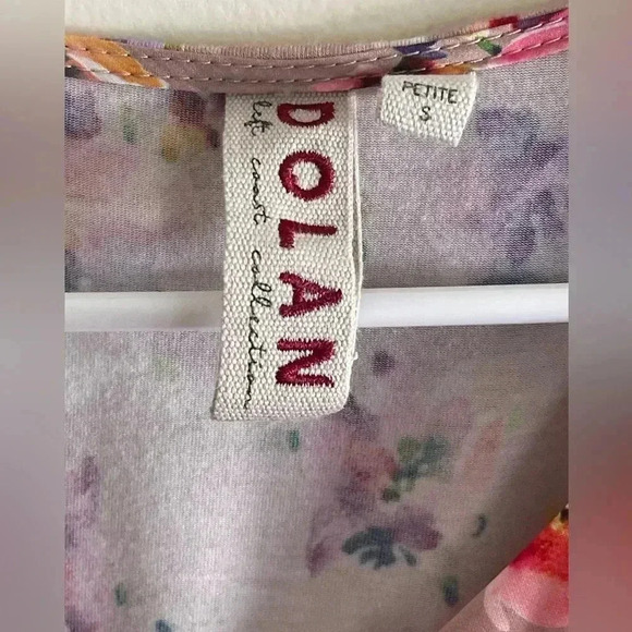 Anthropologie Dolan Blouse Floral Feminine Pink Flowers Ruffles Flowy Buttons - Picture 8 of 14